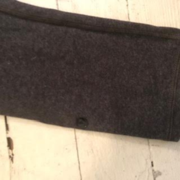 Cotton lululemon Crop Size 4 - Picture 4 of 4